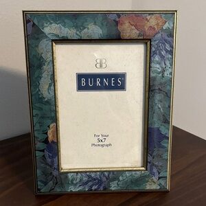 Burnes of Boston 5 x 7 Floral Picture frame